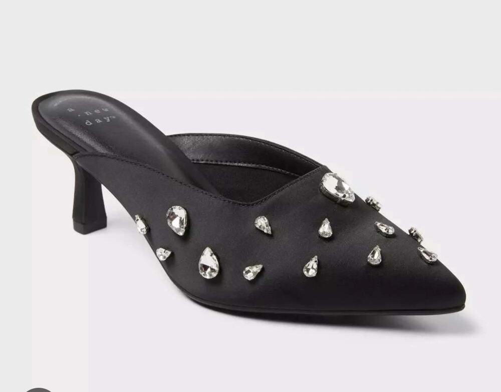 NWT A New Day Katia Studded Mule Heels Black Pointed Toe Kitten Heel Size 6.5